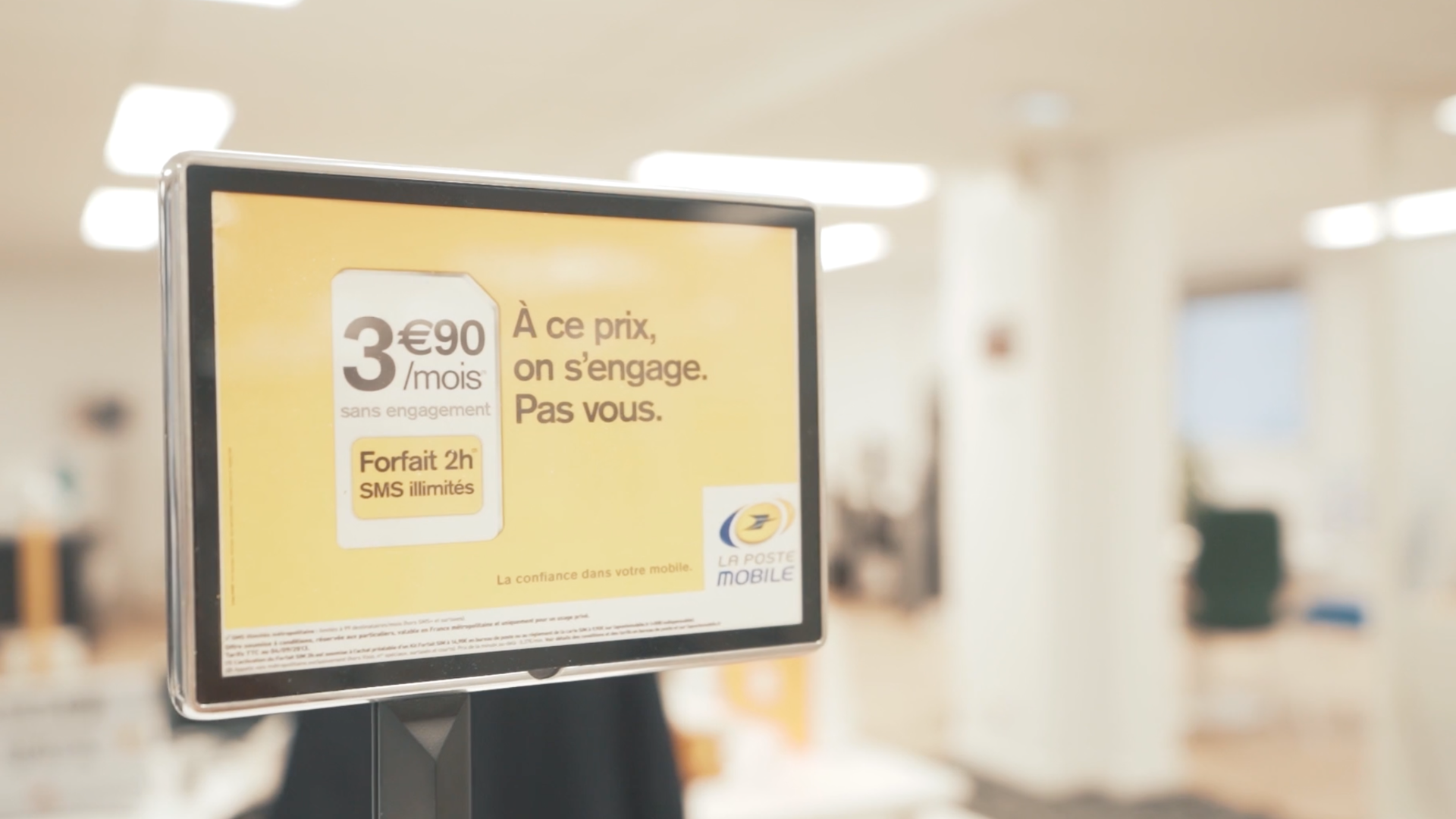 Case Study La Poste Mobile Hris Peoplespheres